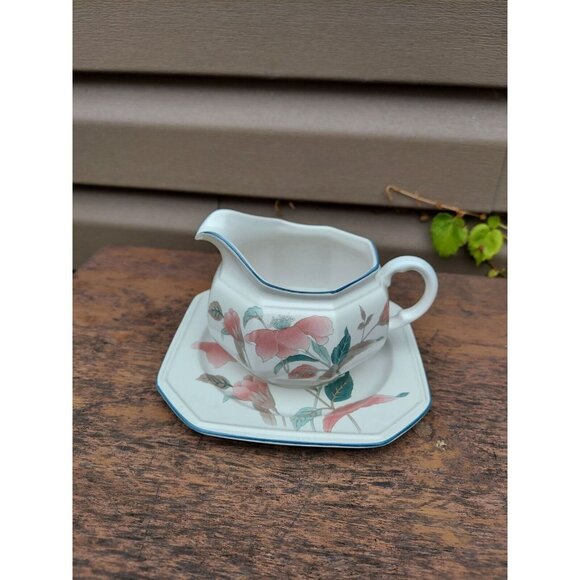 Mikasa Silk Flowers Gravy with Underplate - Picture 2 of 5